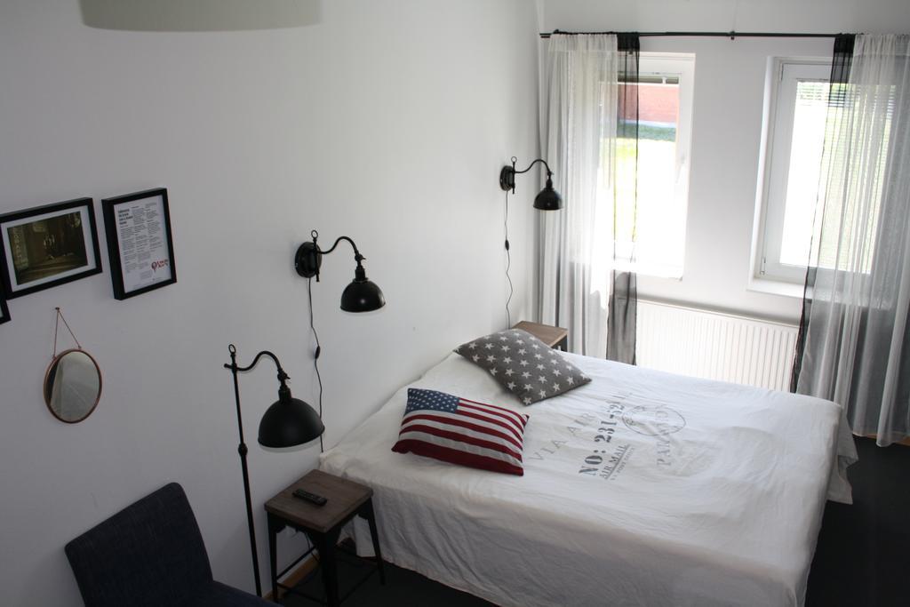 Uncle Joe'S Hostel Βίσμπυ Δωμάτιο φωτογραφία