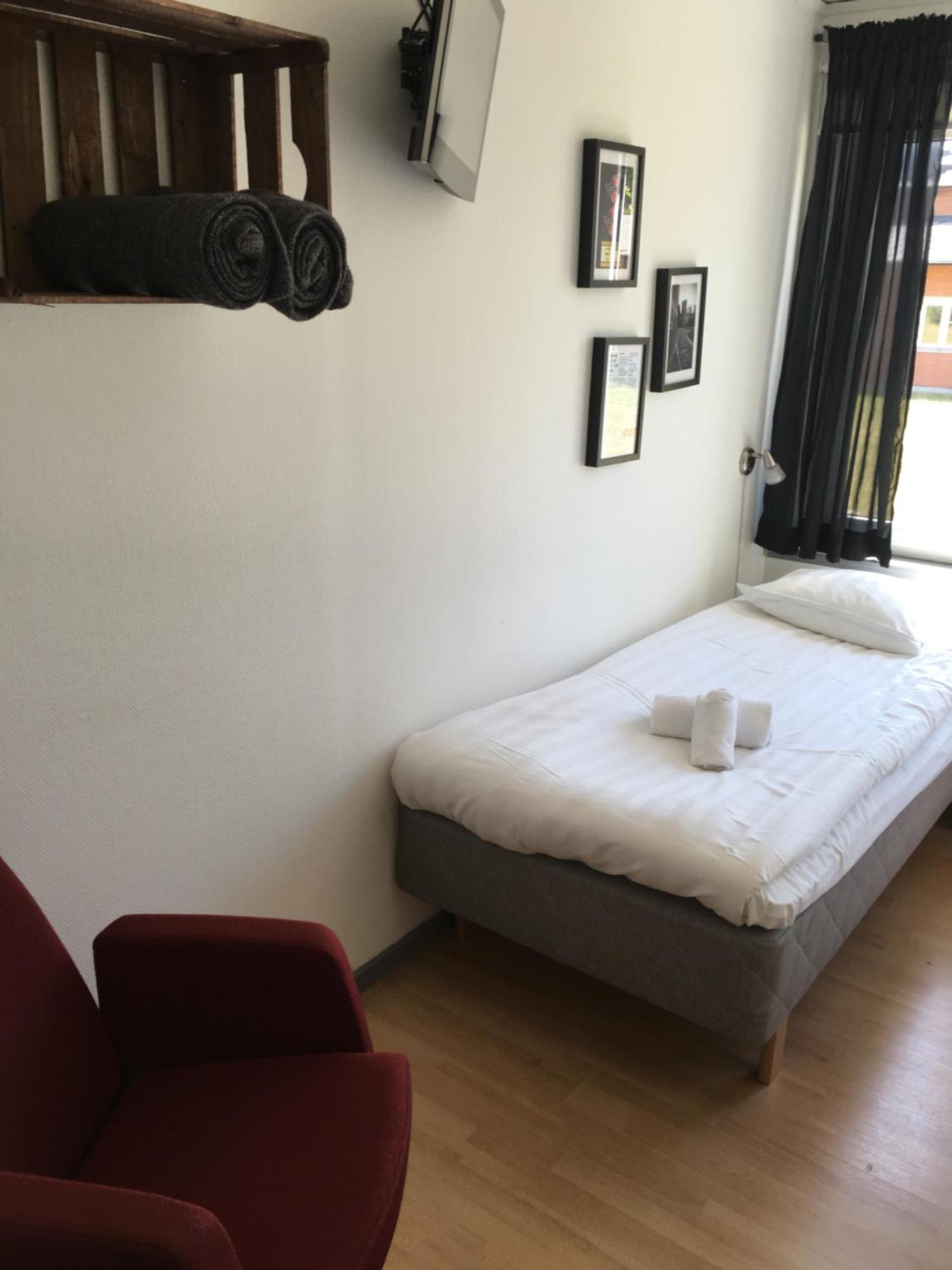 Uncle Joe'S Hostel Βίσμπυ Δωμάτιο φωτογραφία